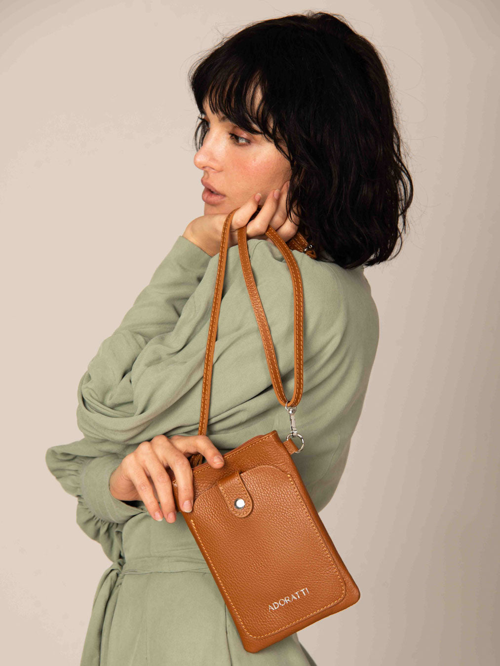 Pathfinder Phone Wallet Crossbody | ADORATTI Italian Leather Bags
